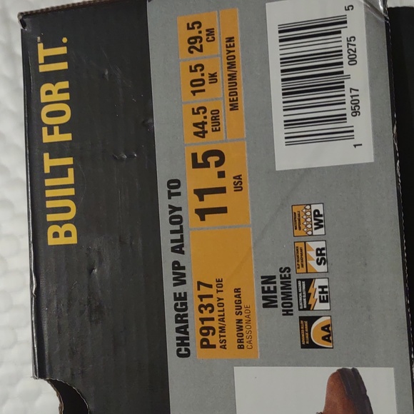NIB CAT work boots size 11.5 main image 5